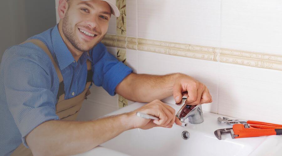 Handle or spout repair in Bartelso, IL